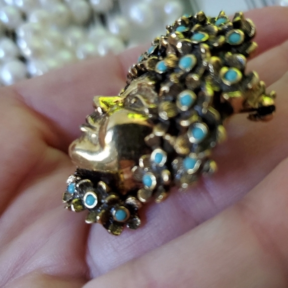 Very Rare Pauline Rader Bronze Lady Brooch. - Picture 4 of 8